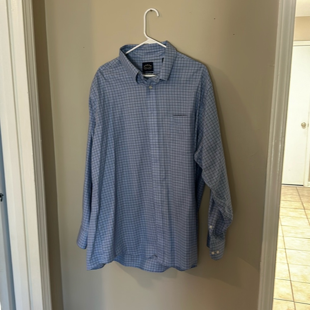Button dress shirt
